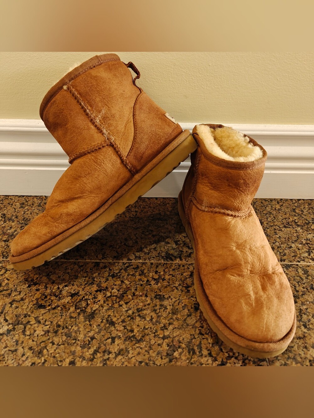 Women's UGG Australia Classic Mini II Chestnut Shearling Boots 1002072 Size 8